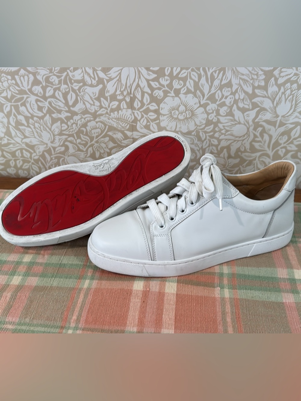 Christian Louboutin White Leather Low-Top Sneakers with Red Soles